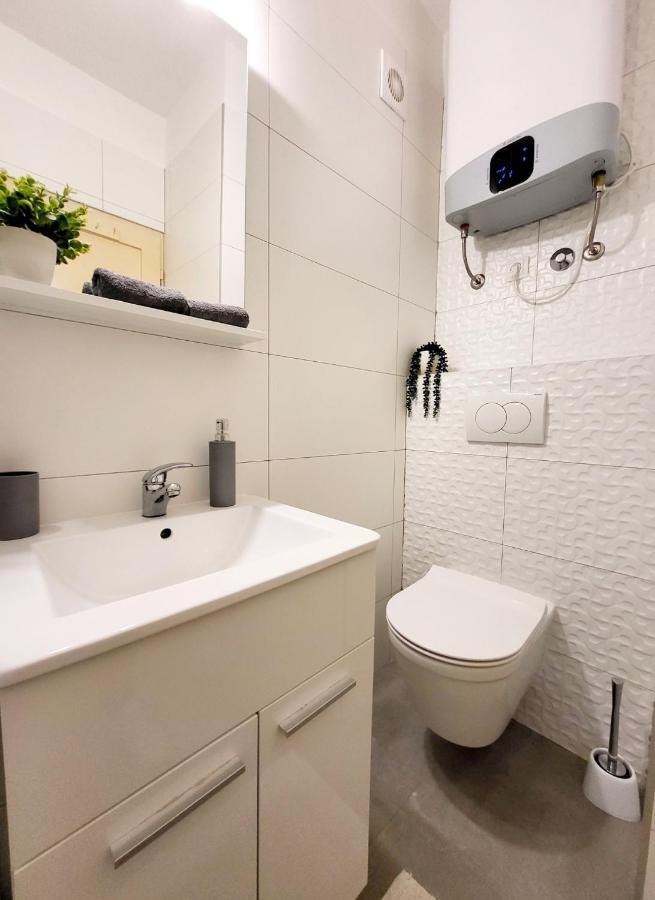 Cozy Apartment With Balcony 10 Min From The Beach Rijeka Exterior foto